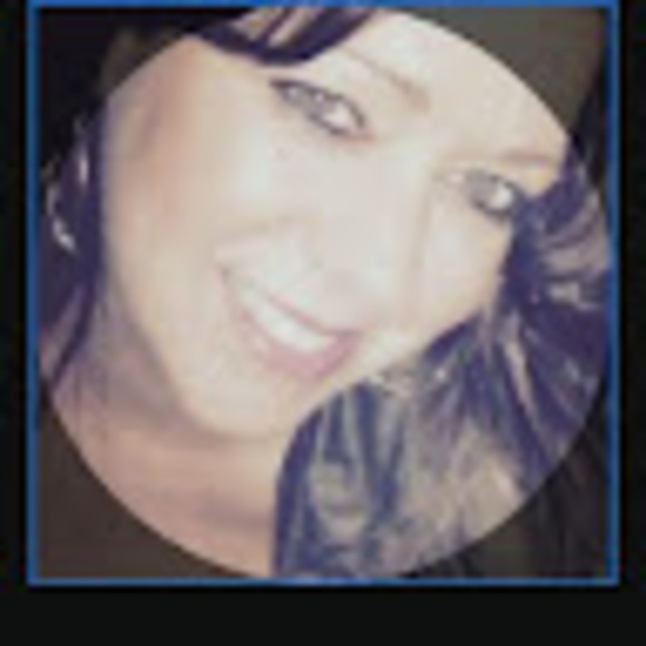 Meet your Posher, Rachel - Picture 1 of 1